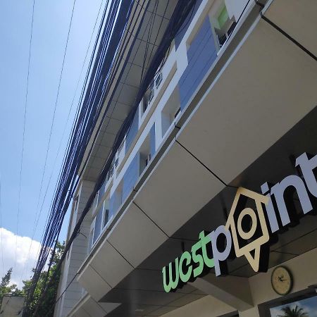 Westpoint Hotel Cebu Bagian luar foto