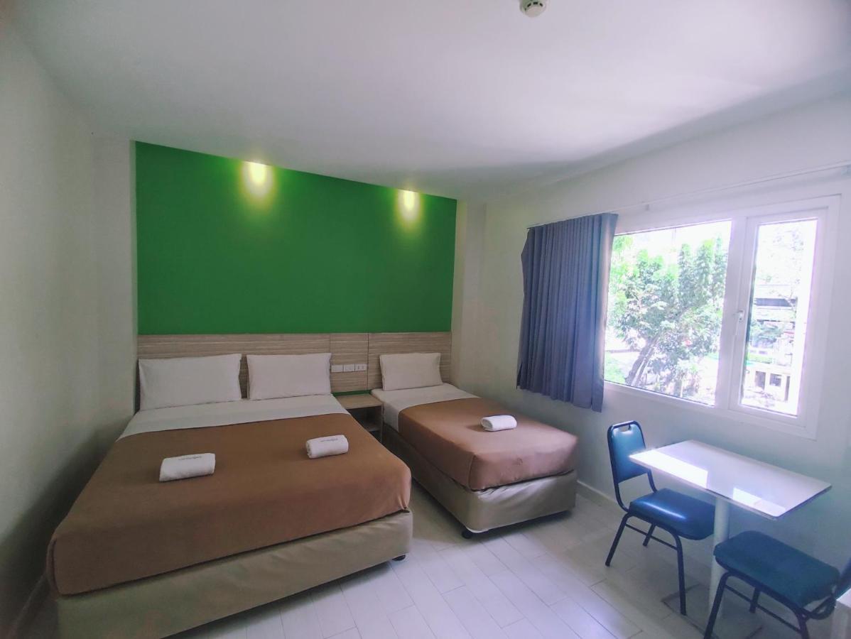Westpoint Hotel Cebu Bagian luar foto