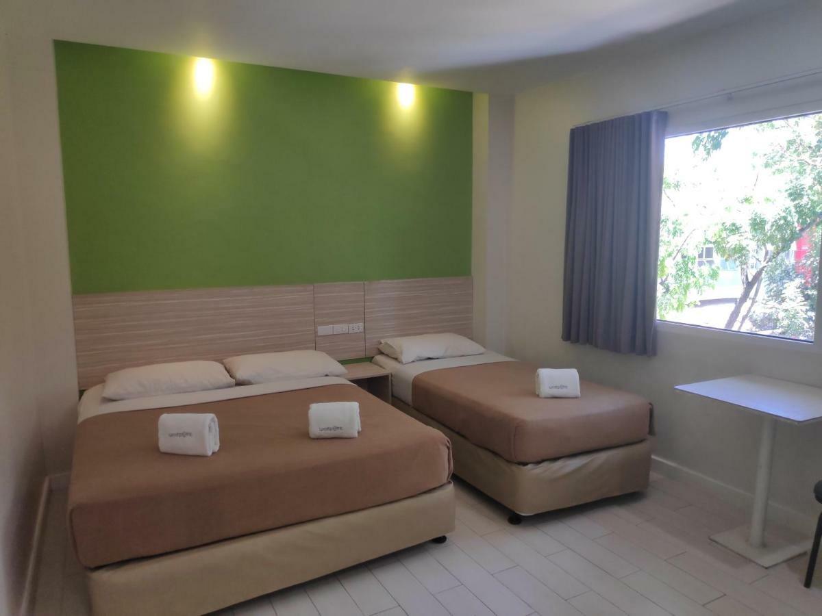 Westpoint Hotel Cebu Bagian luar foto