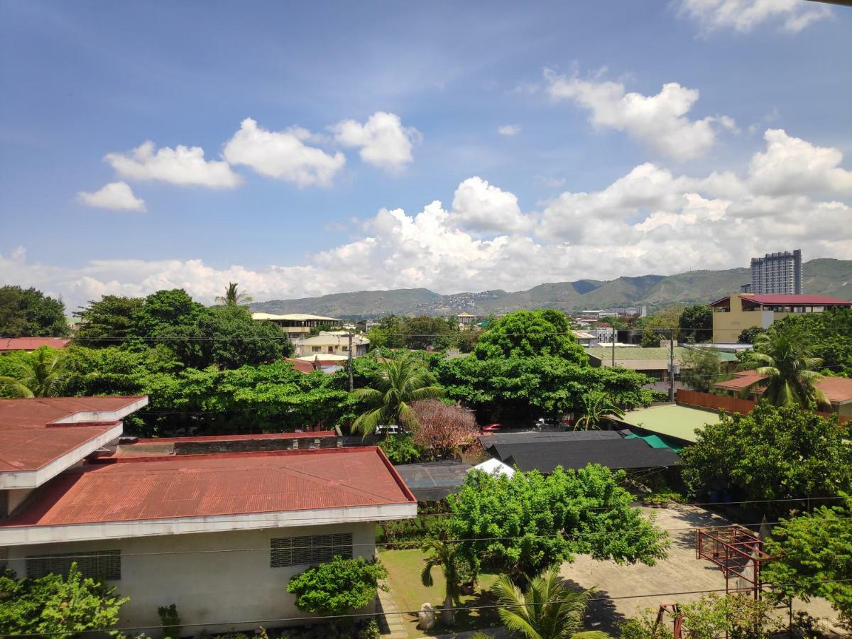 Westpoint Hotel Cebu Bagian luar foto