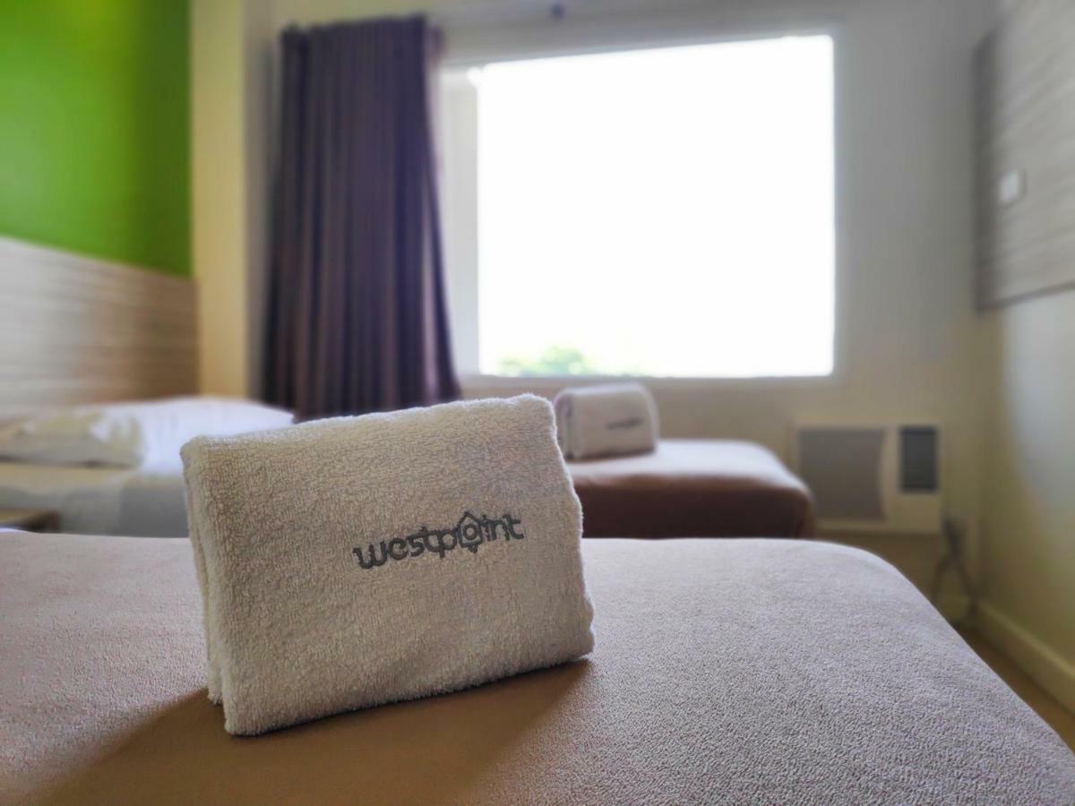 Westpoint Hotel Cebu Bagian luar foto