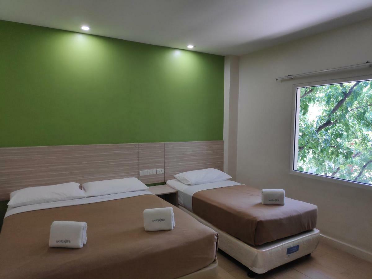 Westpoint Hotel Cebu Bagian luar foto